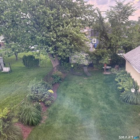 22-24 Arlington Street, Hartford, CT 06106