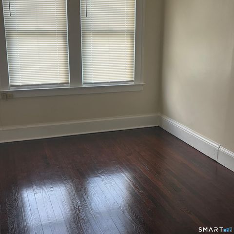 22-24 Arlington Street, Hartford, CT 06106