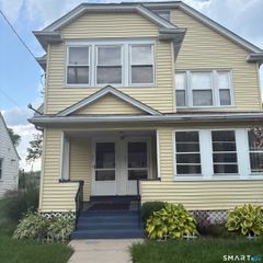 22-24 Arlington Street, Hartford, CT 06106