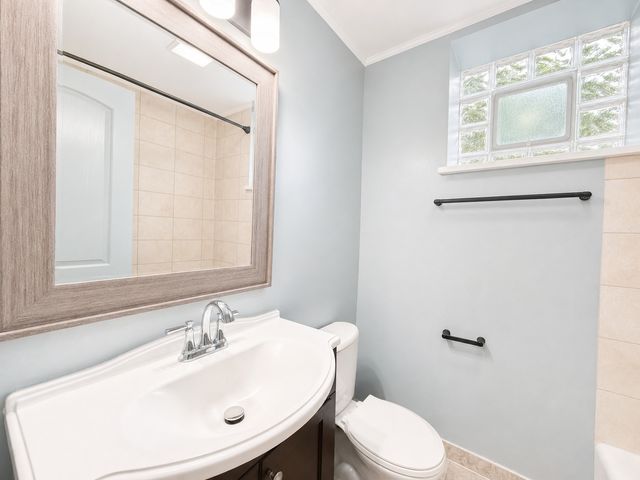 5342 S Fairfield Avenue 1F, Chicago, IL 60632