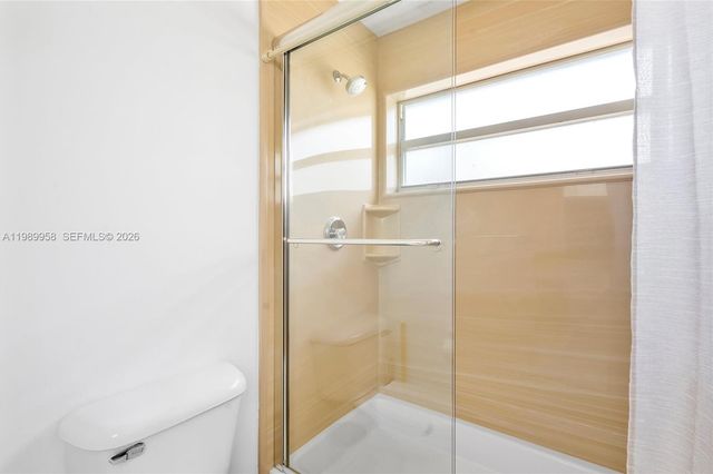 15462 NW 14th Ct, Pembroke Pines, FL 33028