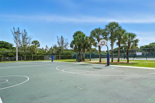 15462 NW 14th Ct, Pembroke Pines, FL 33028