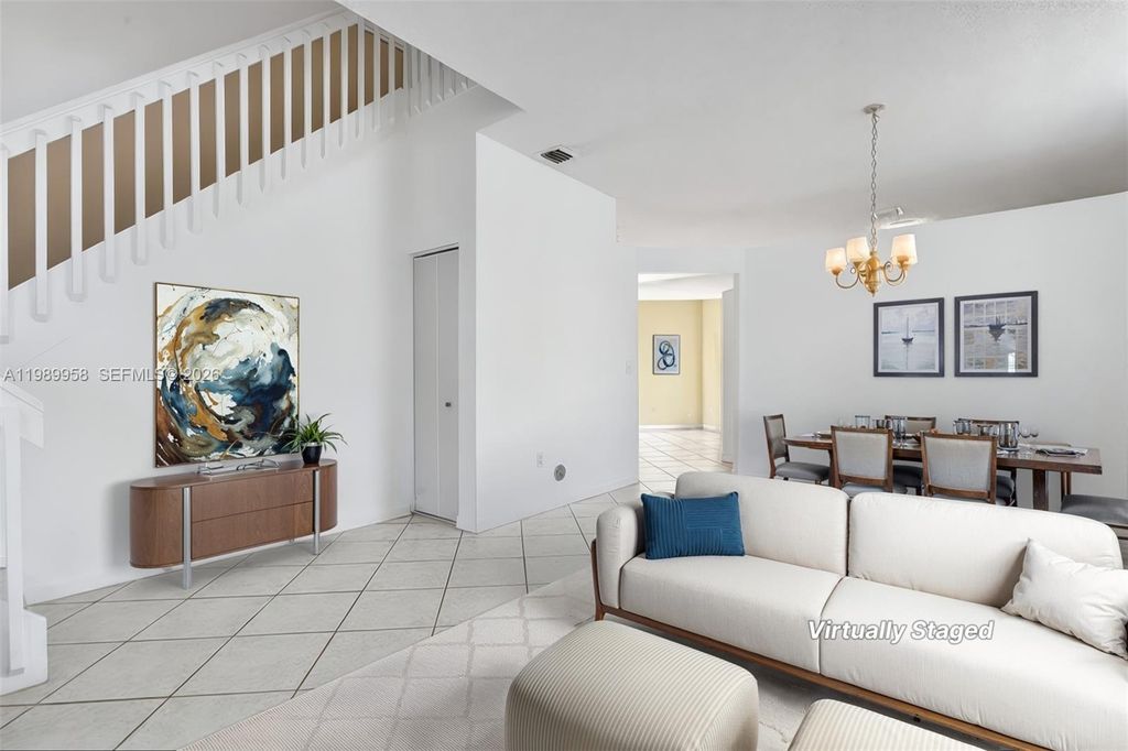 15462 NW 14th Ct, Pembroke Pines, FL 33028