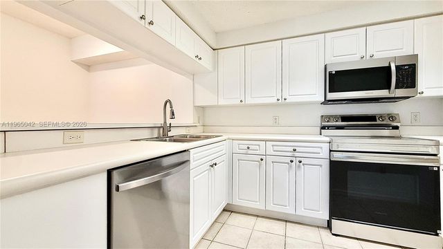 2728 Anzio Ct 308, Palm Beach Gardens, FL 33410
