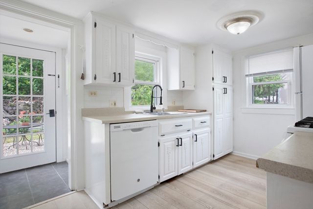 224 Main Street, Medway, MA 02053
