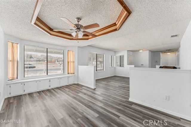 39004 164th, Palmdale, CA 93591