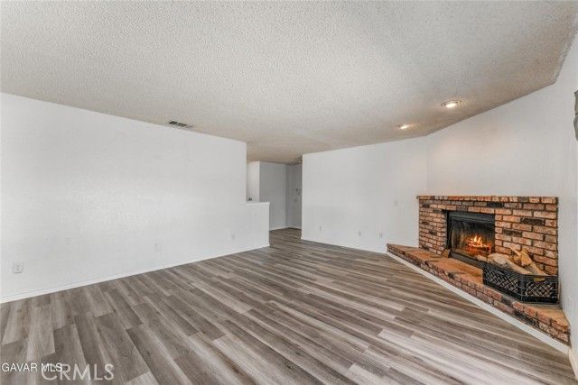 39004 164th, Palmdale, CA 93591