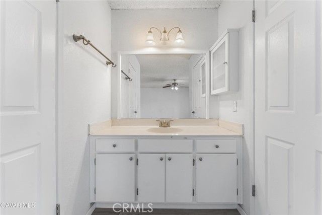 39004 164th, Palmdale, CA 93591