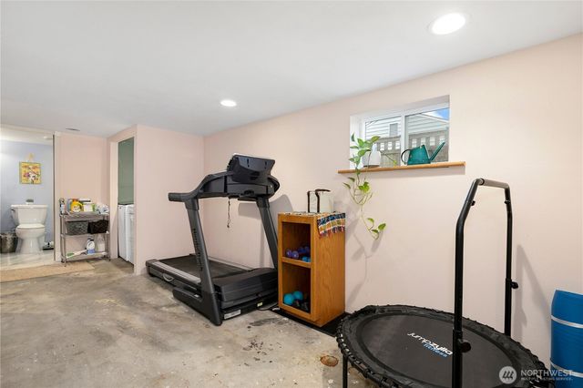 4029 E J Street, Tacoma, WA 98404