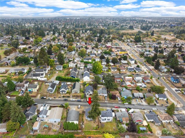 4029 E J Street, Tacoma, WA 98404