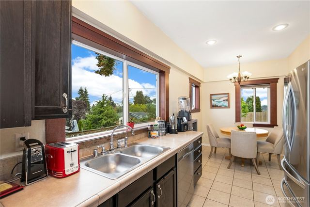 4029 E J Street, Tacoma, WA 98404
