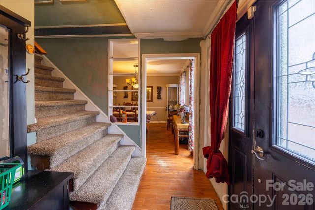 6805 Porterfield Road, Charlotte, NC 28226