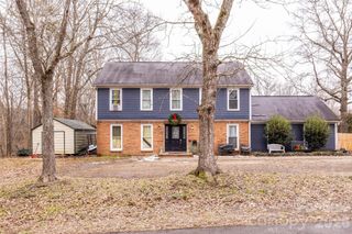 6805 Porterfield Road, Charlotte, NC 28226