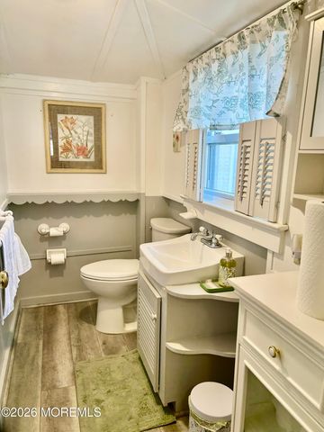 4 Pilgrim Pathway, Point Pleasant Beach, NJ 08742