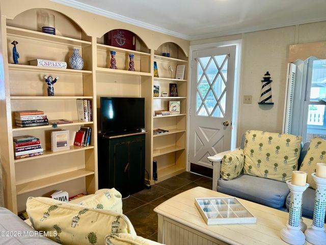 4 Pilgrim Pathway, Point Pleasant Beach, NJ 08742