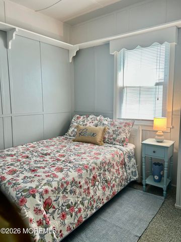 4 Pilgrim Pathway, Point Pleasant Beach, NJ 08742