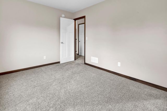 2552 Topaz Street, Saint Augusta, MN 56301