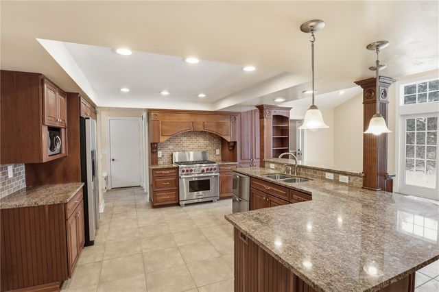 38 Winchester Drive, Perinton, NY 14450