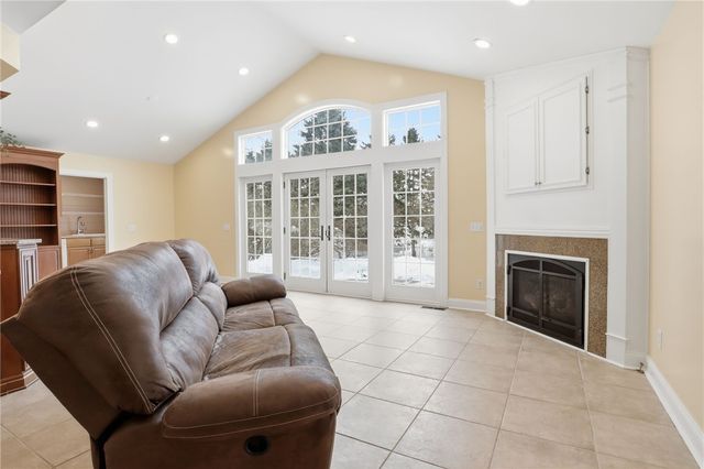 38 Winchester Drive, Perinton, NY 14450