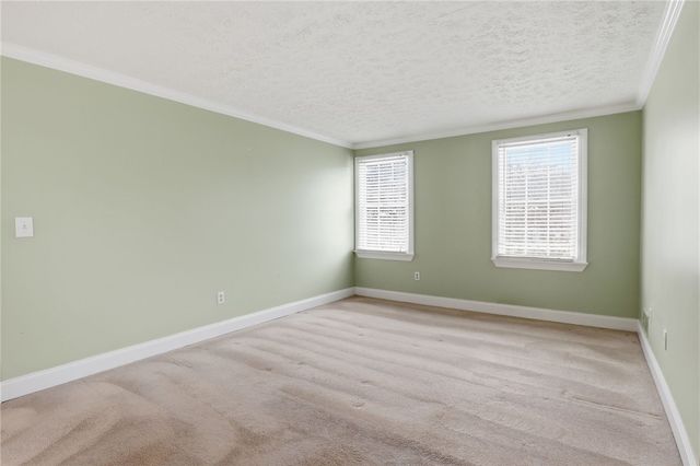 38 Winchester Drive, Perinton, NY 14450