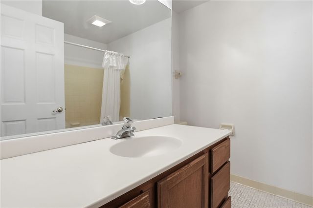 38 Winchester Drive, Perinton, NY 14450