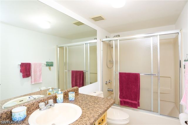 4030 Northlight DR, Naples, FL 34112