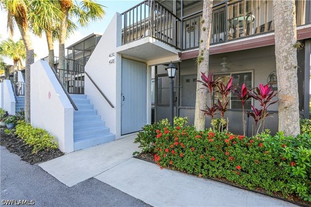 4030 Northlight DR, Naples, FL 34112