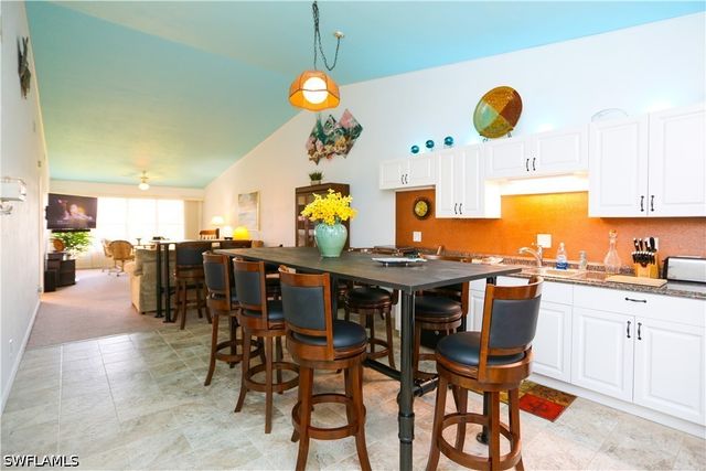 4030 Northlight DR, Naples, FL 34112