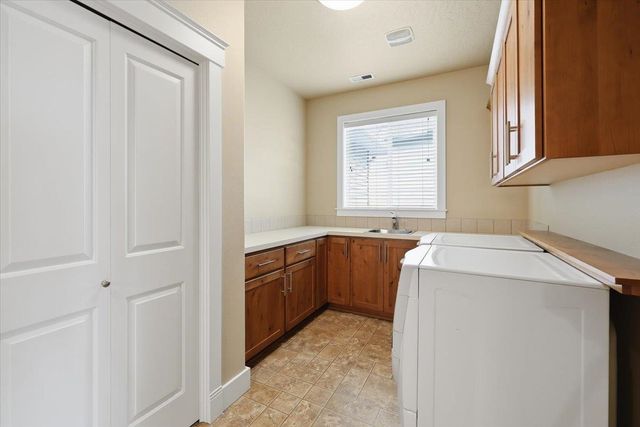 6107 S Windstar St, Spokane, WA 99224