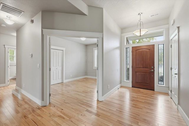 6107 S Windstar St, Spokane, WA 99224