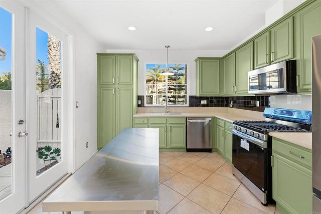 1438 Blackstone Avenue, Chula Vista, CA 91915