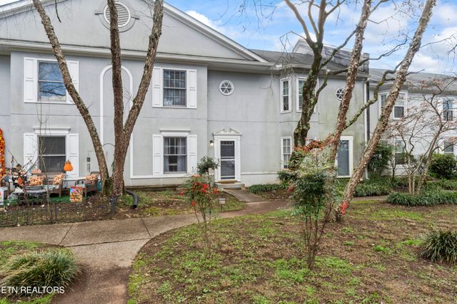 8831 Ashton Court, Knoxville, TN 37923