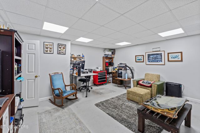 8831 Ashton Court, Knoxville, TN 37923