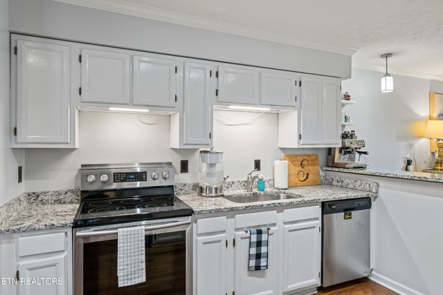 8831 Ashton Court, Knoxville, TN 37923