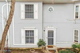 8831 Ashton Court, Knoxville, TN 37923