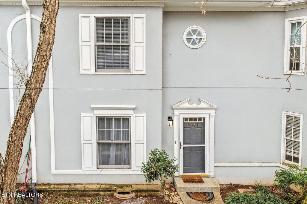 8831 Ashton Court, Knoxville, TN 37923