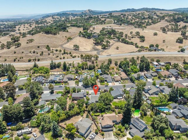 1080 Easy Street, Morgan Hill, CA 95037