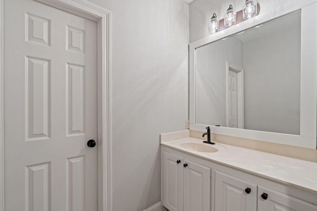 87 Auburn Pl, Hattiesburg, MS 39402