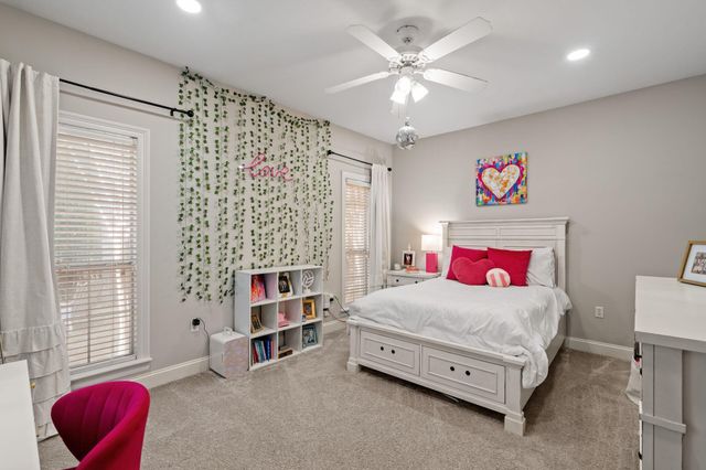 87 Auburn Pl, Hattiesburg, MS 39402