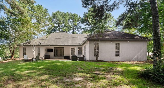 87 Auburn Pl, Hattiesburg, MS 39402