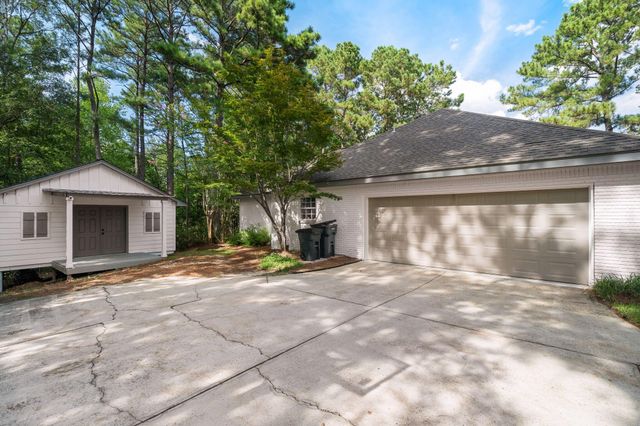 87 Auburn Pl, Hattiesburg, MS 39402