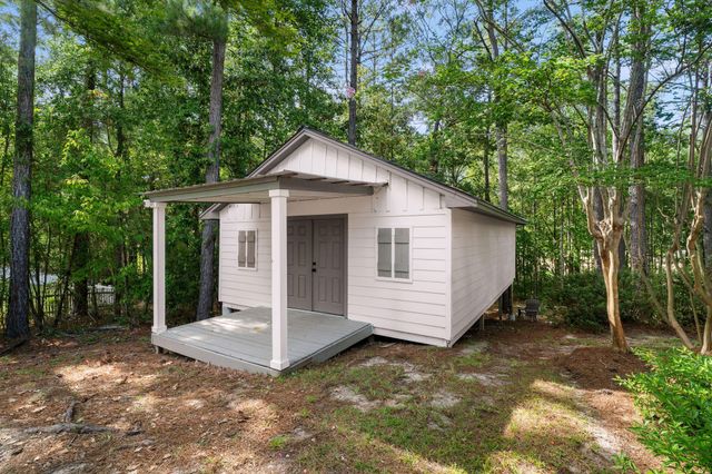 87 Auburn Pl, Hattiesburg, MS 39402