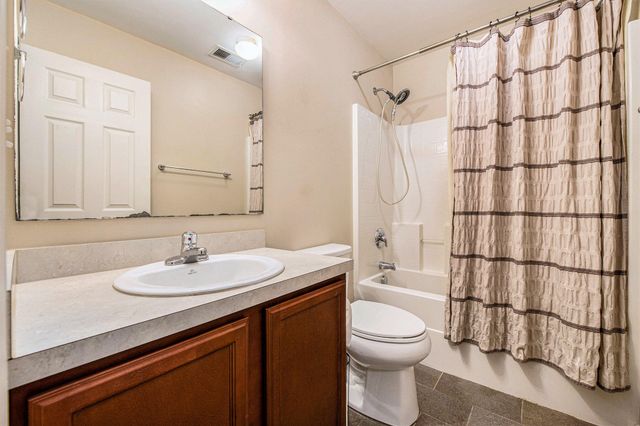 1044 Steelechase Lane, Hanahan, SC 29410