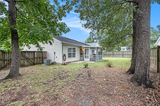 1044 Steelechase Lane, Hanahan, SC 29410