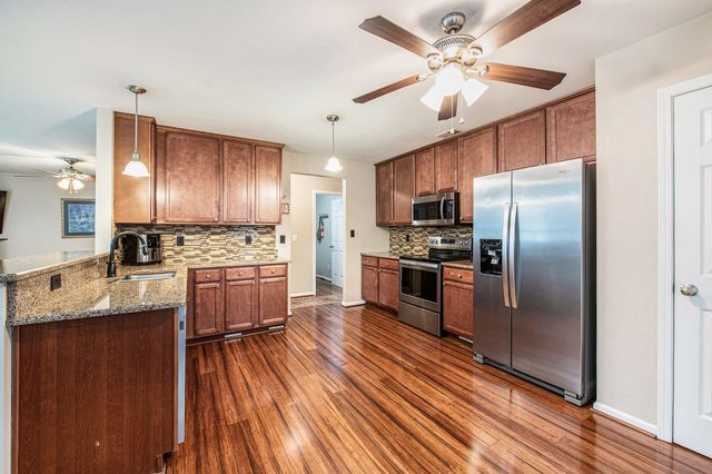 1044 Steelechase Lane, Hanahan, SC 29410