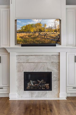 17902 Bearpath Trail, Eden Prairie, MN 55347