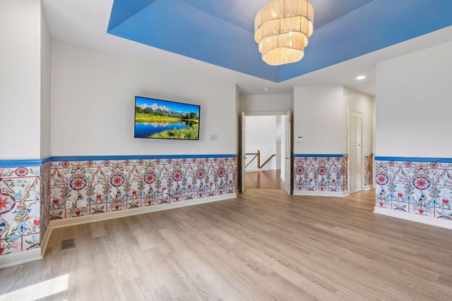 17902 Bearpath Trail, Eden Prairie, MN 55347