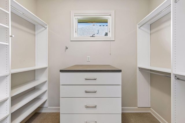 17902 Bearpath Trail, Eden Prairie, MN 55347