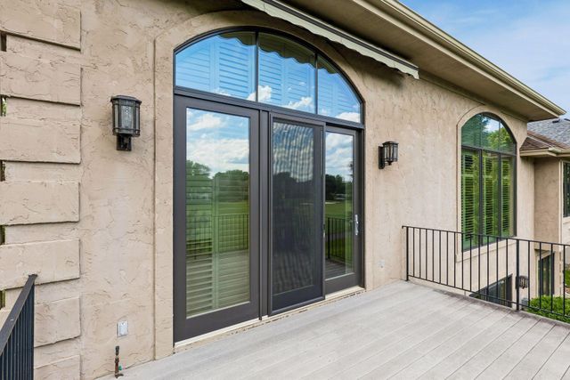 17902 Bearpath Trail, Eden Prairie, MN 55347