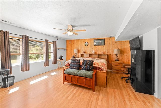 4093 Old Upton Road, Central Point, OR 97502